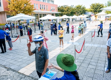 ATM GẠO TỰ ĐỘNG Ở ĐÀ NẴNG: KHÔNG AI PHÁN XÉT VIỆC ĐI XE GA HAY XẾ HỘP, CHỈ CẦN BẠN CẦN CỨ ĐẾN LẤY!