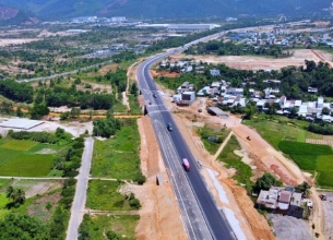 ĐÀ NẴNG: 13.000 TỶ ‘ĐỔ’ VÀO CHÂN NÚI BÀ NÀ – CƠ HỘI HAY CUỘC CHƠI CỦA CÁC ÔNG LỚN?
