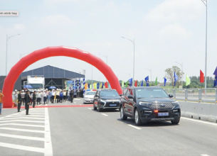 SÓNG 'ĐẦU TƯ CÔNG' 1 TRIỆU TỶ: CÚ HÍCH 198 DỰ ÁN VÀ THỜI CƠ CHO NGƯỜI ĐI TRƯỚC