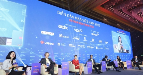 LO SỢ 'BOM NỢ' TRUNG QUỐC?