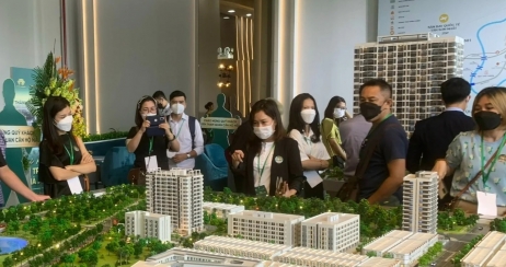 Lãi suất vay tăng cao lên 14-16%/năm, nhà đầu tư bất động sản dùng đòn bẩy có 'ngộp'?