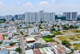 Thị trường bất động sản giữa năm 2025: Bề mặt lặng sóng hay đang âm thầm tạo đáy?