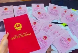 Tin vui: Chủ tịch xã sẽ được ký sổ đỏ