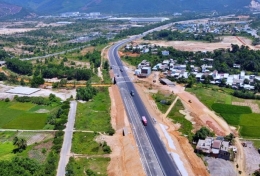 ĐÀ NẴNG: 13.000 TỶ ‘ĐỔ’ VÀO CHÂN NÚI BÀ NÀ – CƠ HỘI HAY CUỘC CHƠI CỦA CÁC ÔNG LỚN?