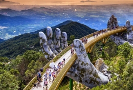 Cây cầu duy nhất tại Đà Nẵng không bắt qua sông, lọt vào danh sách đẹp nhất thế giới. 