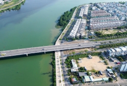 Bờ sông Thăng Long Đà Nẵng vừa 'thay áo mới': công trình 44,2 tỷ đồng có gì đặc biệt mà khiến ai cũng phải ngoái nhìn?