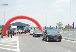 SÓNG 'ĐẦU TƯ CÔNG' 1 TRIỆU TỶ: CÚ HÍCH 198 DỰ ÁN VÀ THỜI CƠ CHO NGƯỜI ĐI TRƯỚC