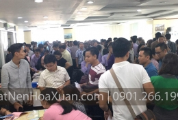 DÙ MỚI MỞ BÁN 2 BLOCK NHƯNG VỚI LƯỢNG KHÁCH QUÁ ĐÔNG NÊN B2.30 VÀ B2.38 ĐÃ CHÁY HÀNG VÀ CÁC NHÀ ĐẦU TƯ ĐÃ CHỐT LỜI KHỦNG TRONG SÁNG NAY.