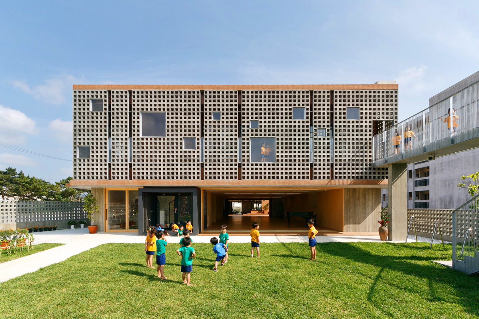 CẦN THUÊ MẶT BẰNG LÀM TRƯỜNG QUỐC TẾ - 400 TR/THÁNG