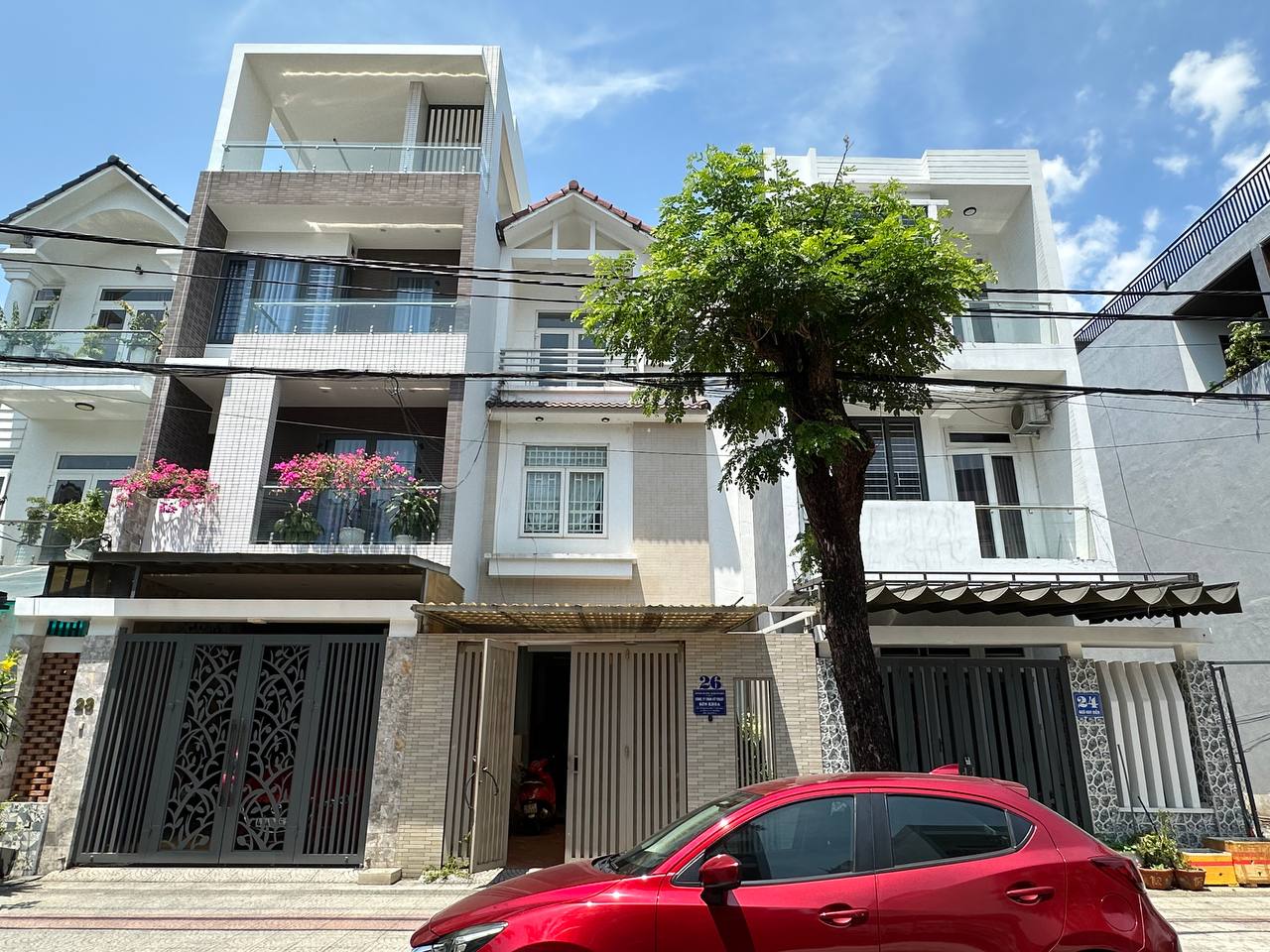 Nhà 3 tầng Ngô Huy Diễn – Khu đô thị Hòa Xuân – Vị trí đẹp, kiến trúc đồng bộ, giá chỉ 7,6 tỷ