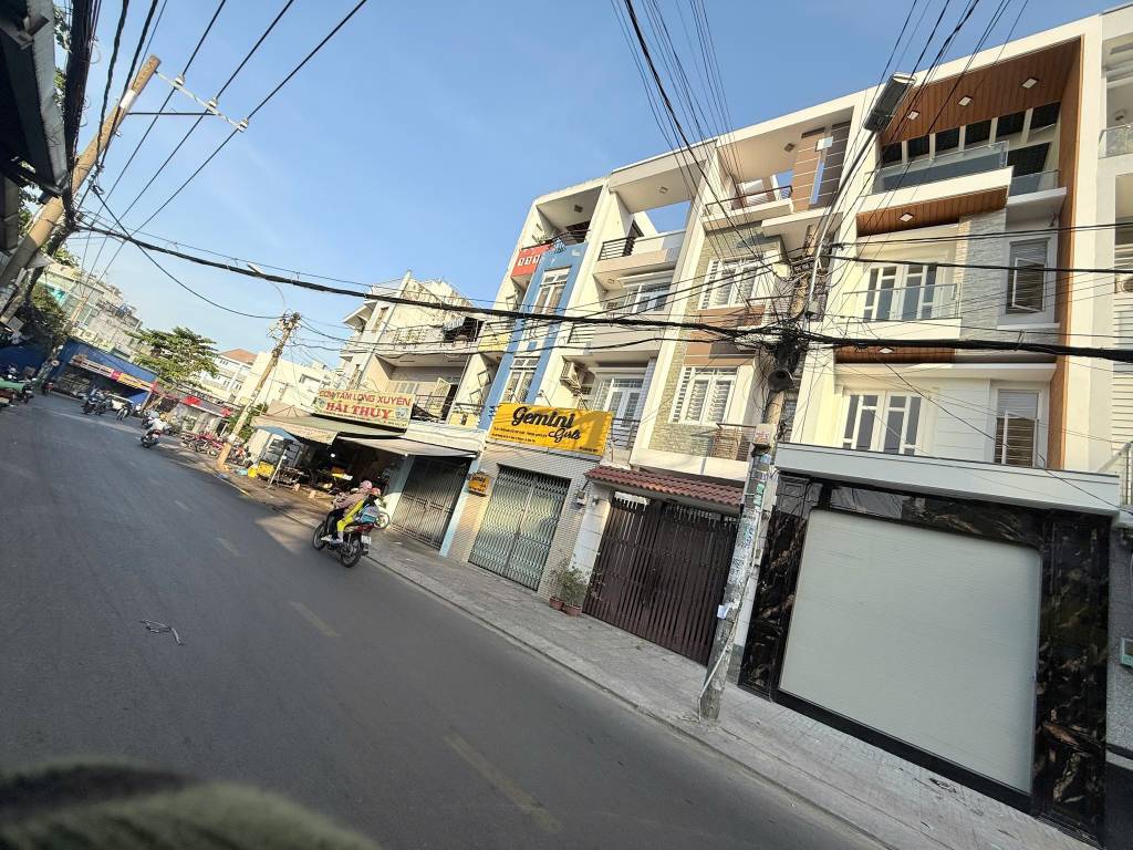 VÕ NGUYÊN GIÁP - MẶT TIỀN KIM CƯƠNG: Biệt thự 3 tầng – Giá 'sụp hầm', kinh doanh đỉnh, sổ sạch 100%.