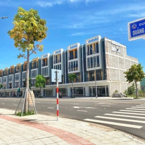 Cho thuê mặt bằng chiến lược, nội thất theo yêu cầu: Shophouse đường Quảng Nam, Nam Hòa Xuân
